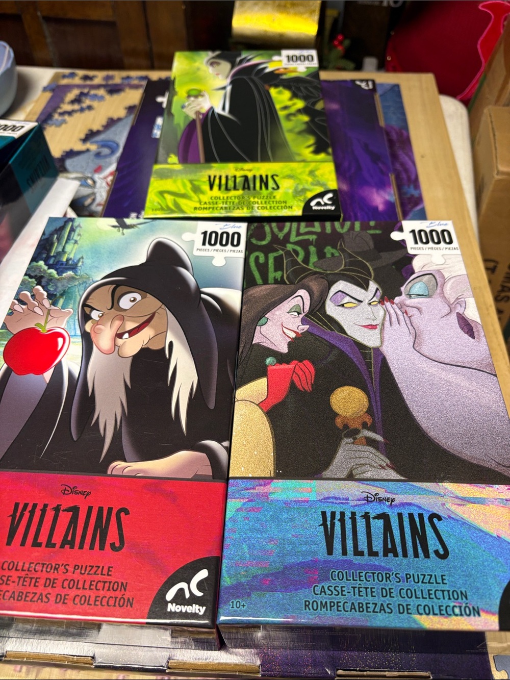 Disney Villains Puzzle Collector Set - Red, Black, Purple, Green